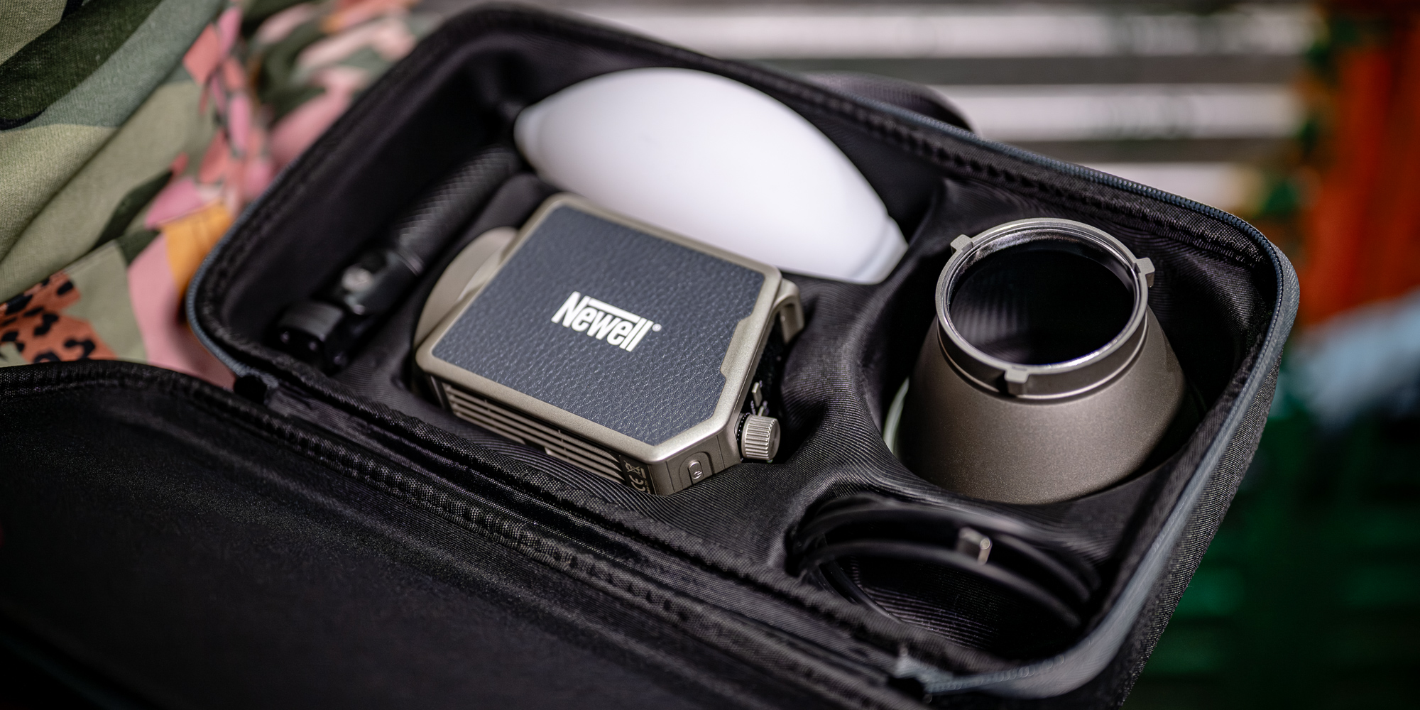 Lampa LED Newell Zora 60 WB (2700 - 6500 K)